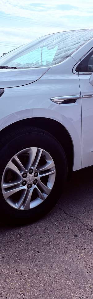 2019 Buick Enclave photo 10