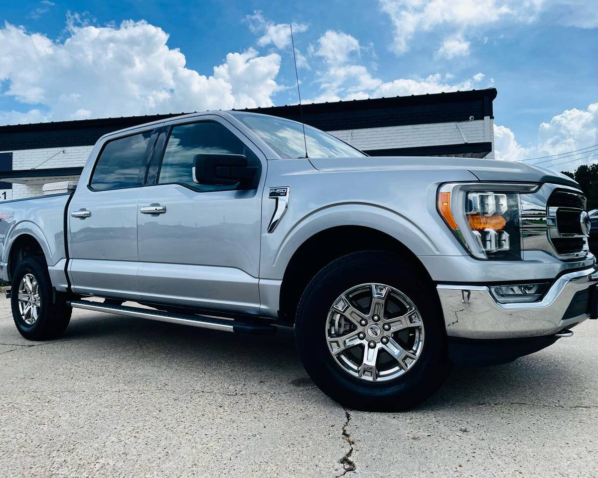 2021 Ford F-150 XLT, photo 2 of 30