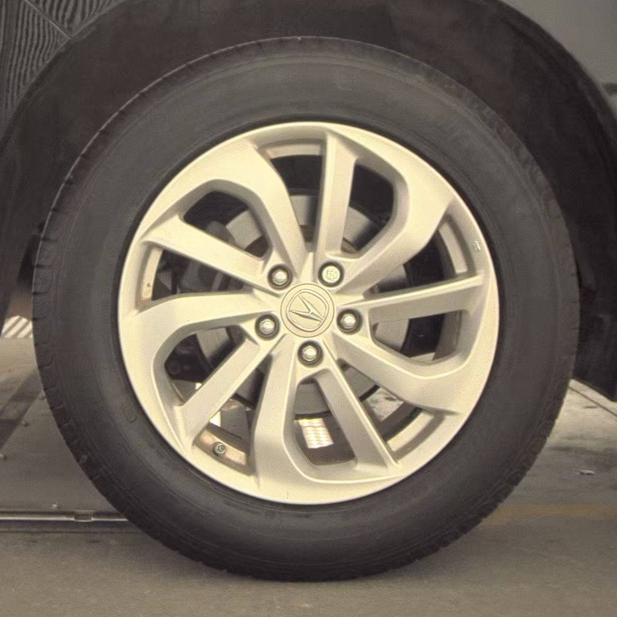 2016 Acura RDX Technology Package, photo 11 of 34