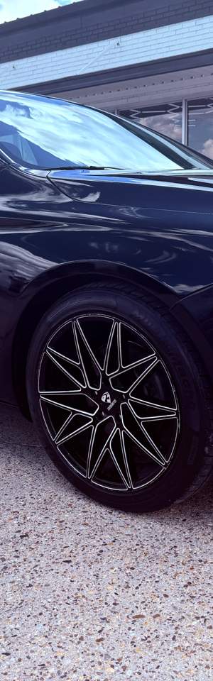 2017 Chevrolet Impala photo 1