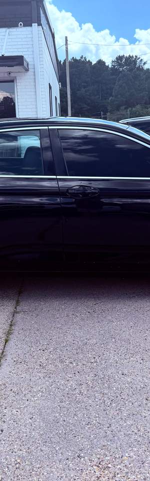 2017 Chevrolet Impala photo 2
