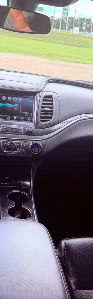 2017 Chevrolet Impala photo 10