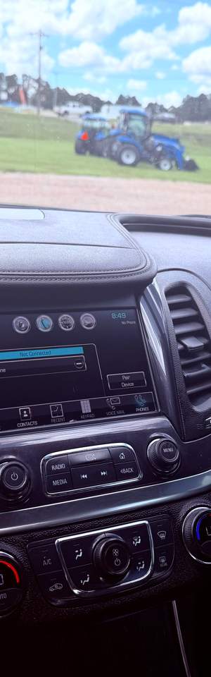2017 Chevrolet Impala photo 12