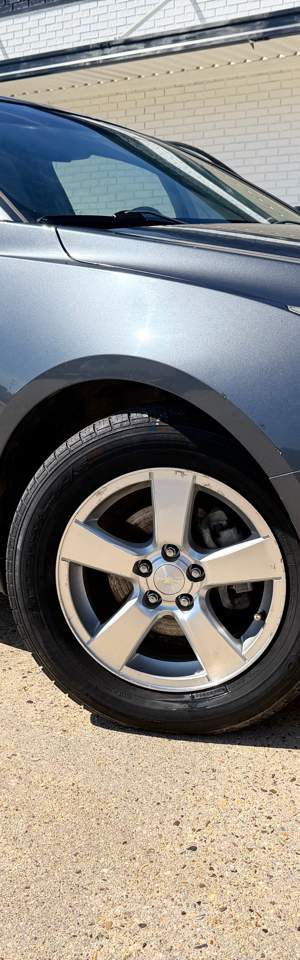 2013 Chevrolet Cruze photo 1