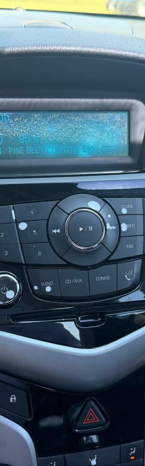 2013 Chevrolet Cruze photo 14