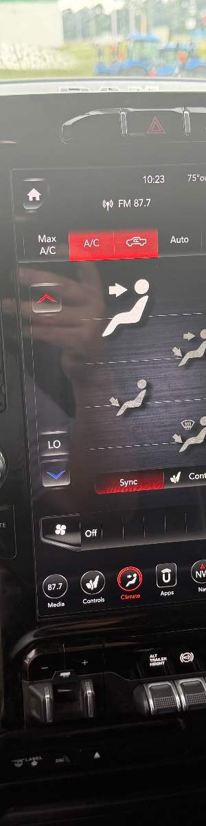 2019 RAM 3500 photo 16