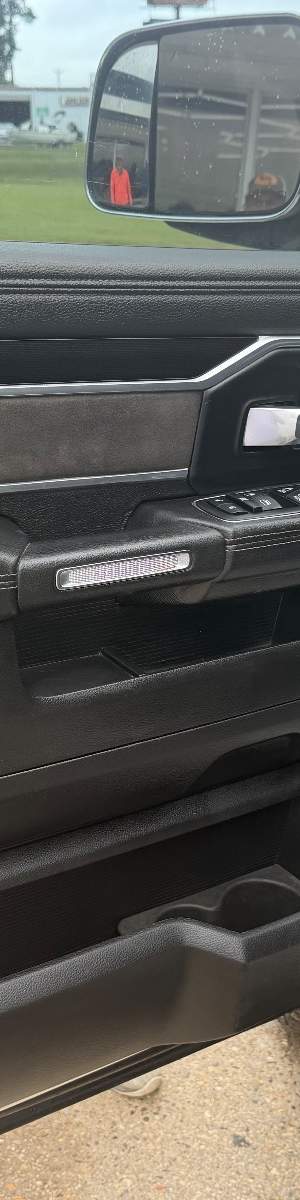 2019 RAM 3500 photo 12